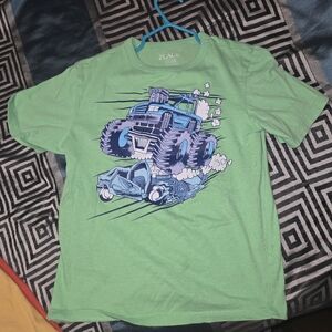 5/6 children place tshirt